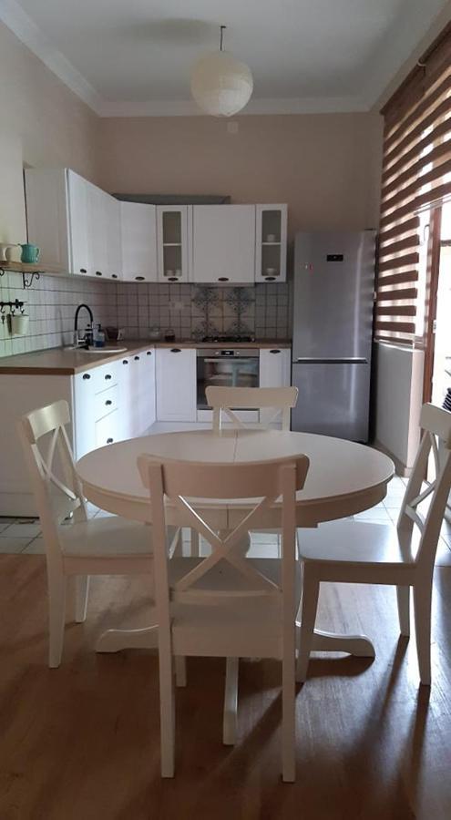 Marinas Guesthouse Kobuleti Extérieur photo