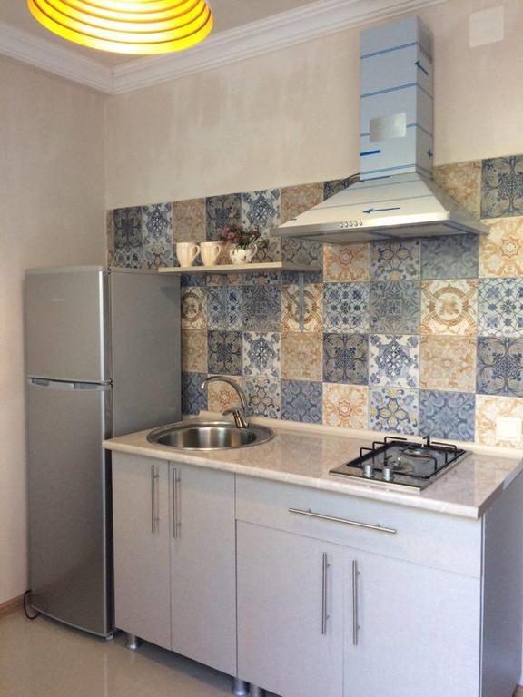 Marinas Guesthouse Kobuleti Extérieur photo