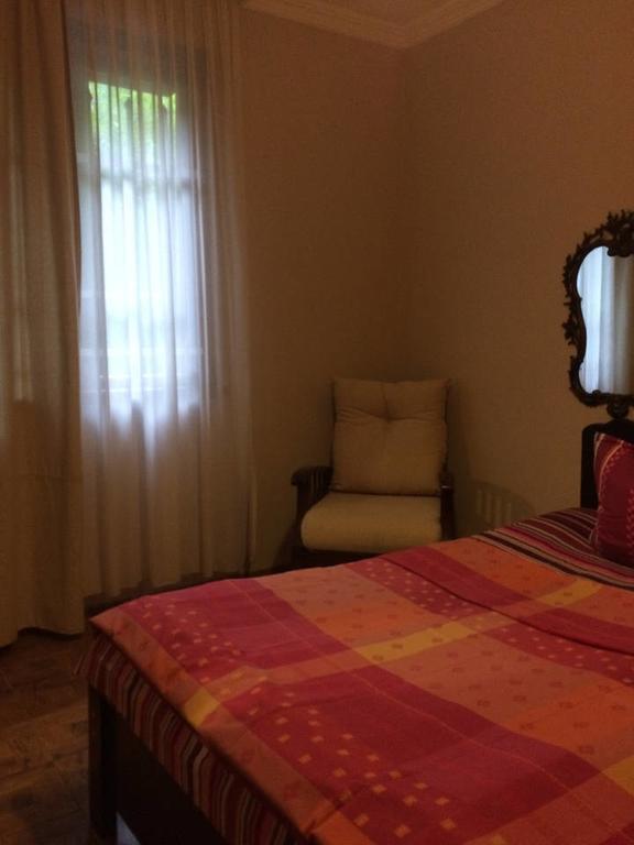 Marinas Guesthouse Kobuleti Extérieur photo