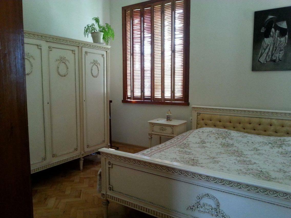 Marinas Guesthouse Kobuleti Extérieur photo